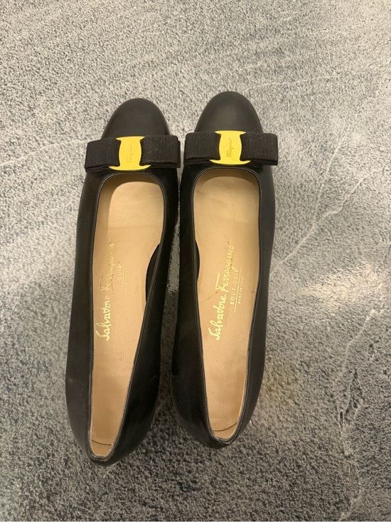 Salvatore Ferragamo Shoes - Salvatore Ferragamo Black Leather Vara Ribbon Flats with Gold Plaque